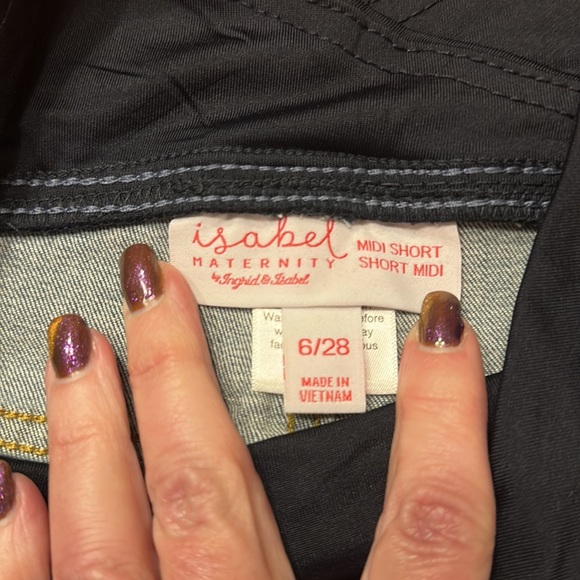 Over Belly Destruction Midi Maternity Jean Short Medium Denim Wash (Isabel mat.) - Picture 9 of 12